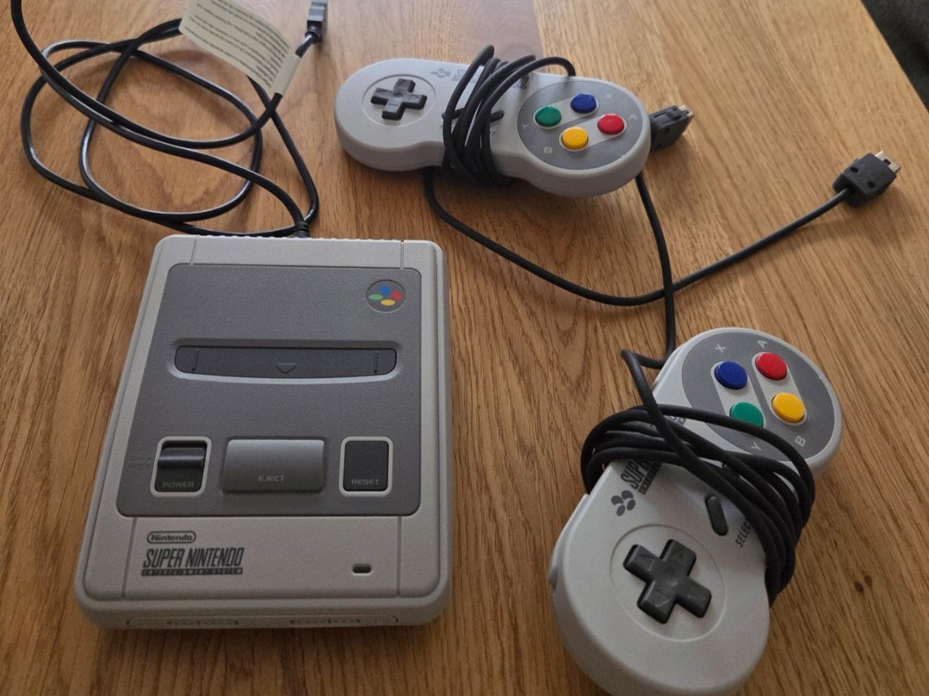 Nintendo Konsolen: Super Nintendo Mini – Gebraucht aus Liebefeld von linda.v86