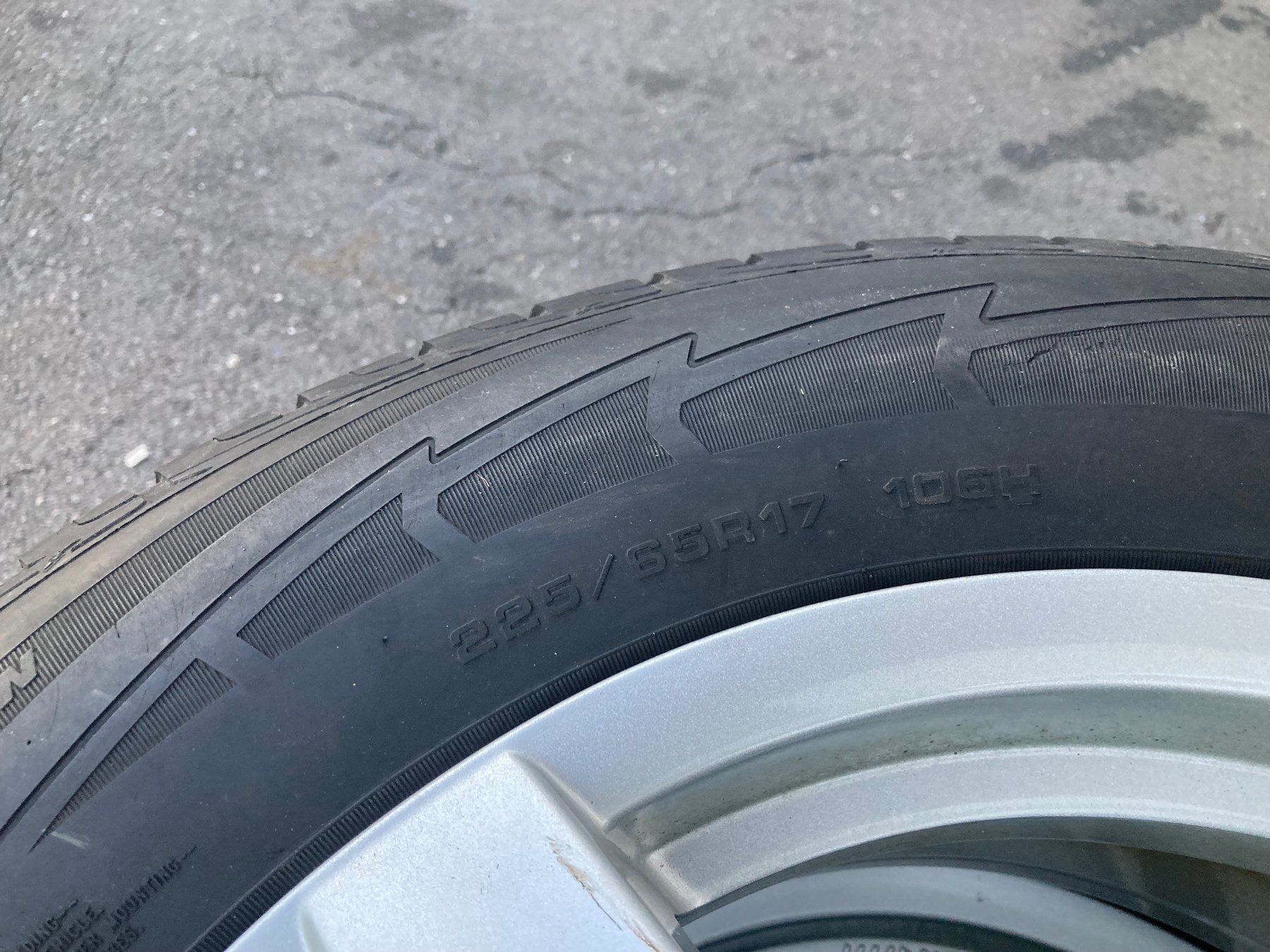 Land Rover Pneumatici & Ruote complete: Landrover Evoque Winterräder 225/65R17 – Usato da Cham venduto da WB2223 5
