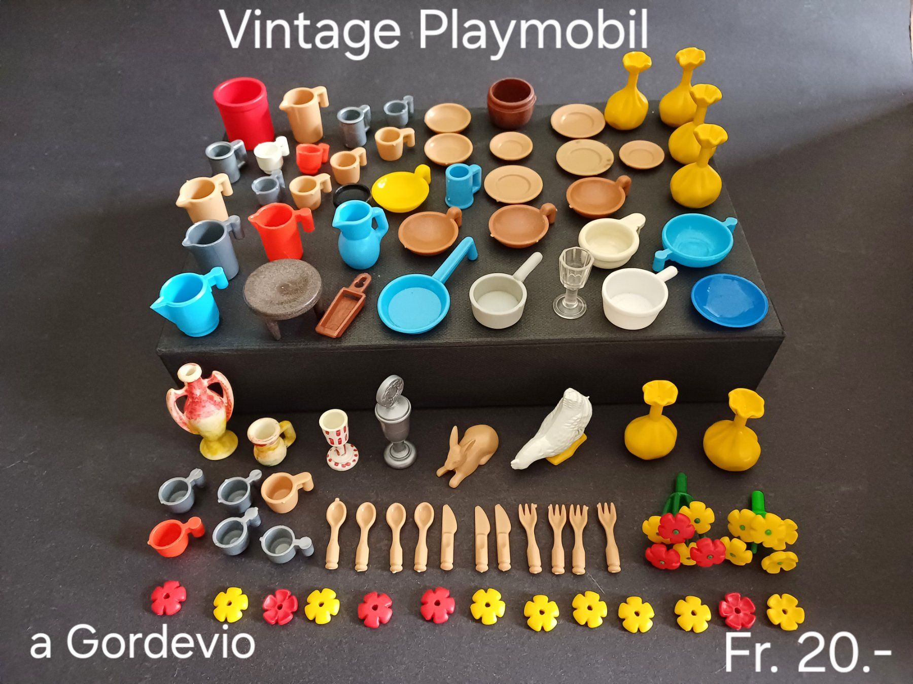 Playmobil Jouets: Playmobil vintage, bicchieri, posate, ... – D'occasion à Gordevio par bre_jwm5