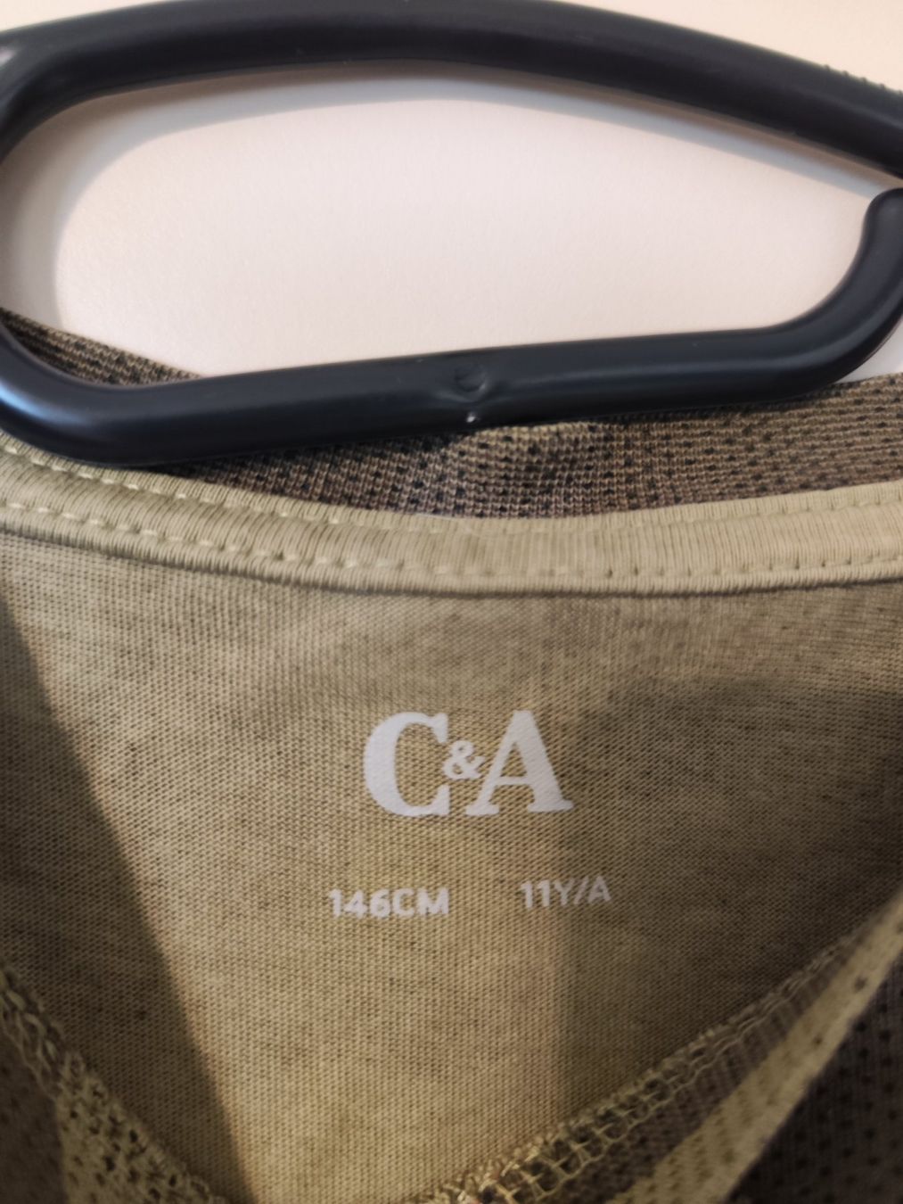 C&A T-Shirts: T-Shirt gr. 146 – Gebraucht aus Reinach BL von chilller92 2