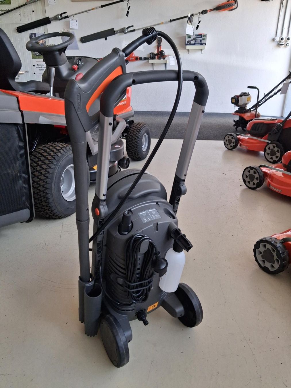 Tutte le macchine: Husqvarna PW 240 NEU !!! – Usato da Hünikon venduto da kleigese 2
