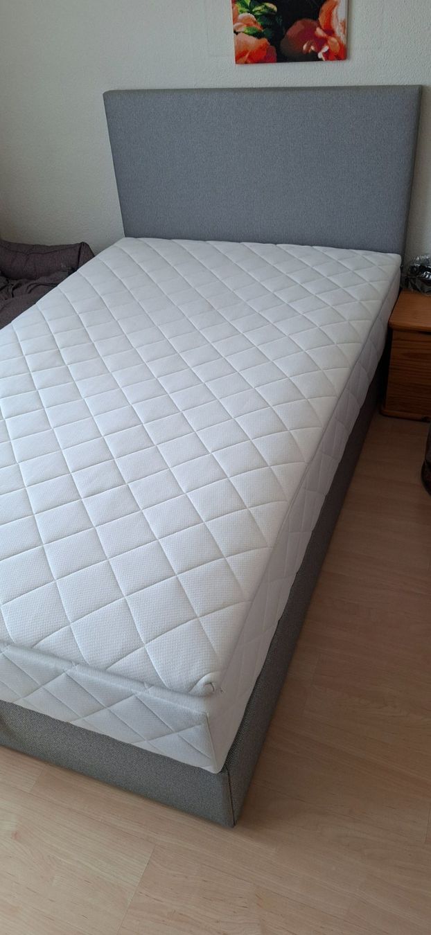 Betten: Bett – Neu (gemäss Beschreibung) aus Männedorf von Mis_nl7l