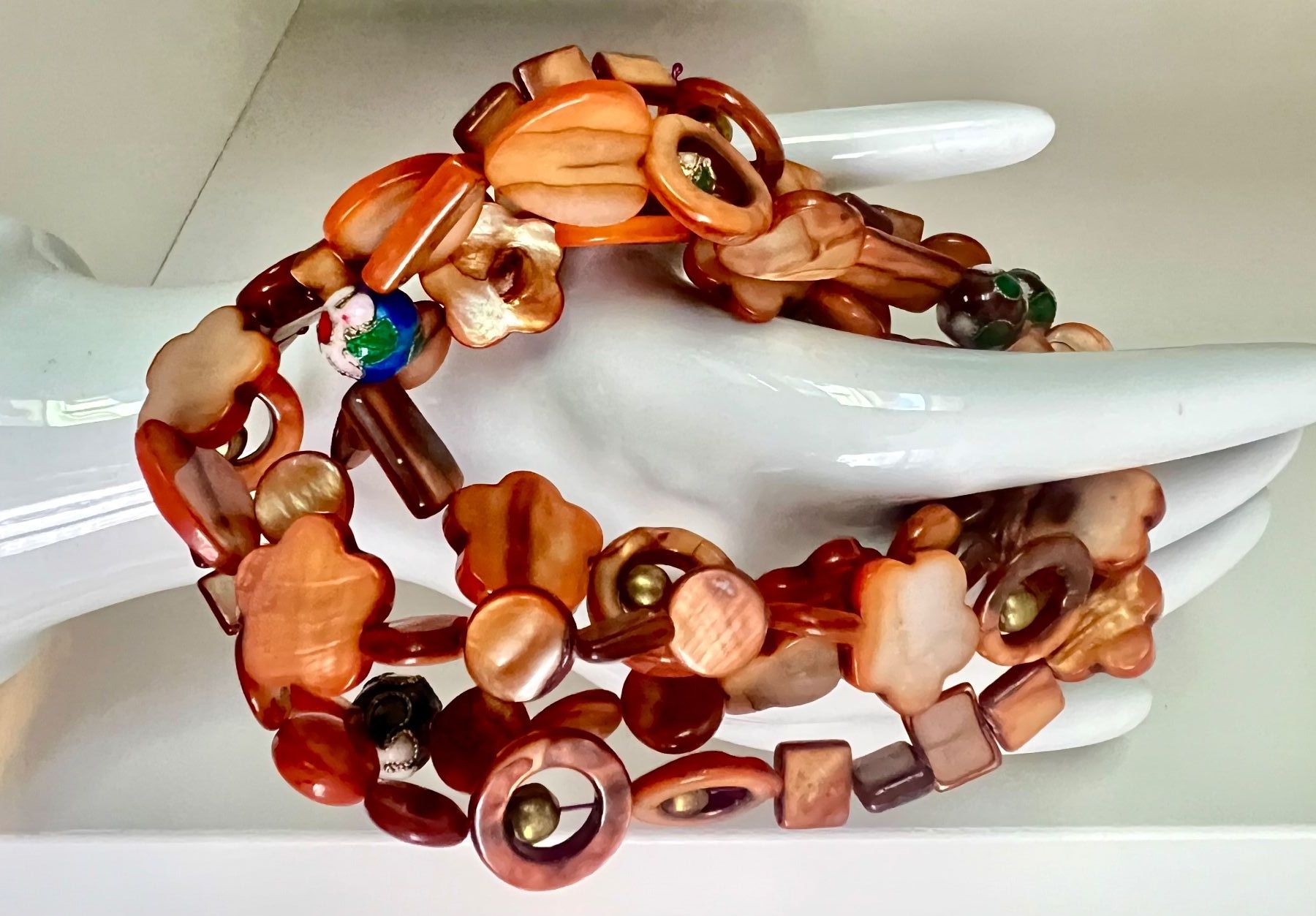 Ketten: Boho Longkette Perlmutt mit Herzen & Cloisonné - Unikat – Gebraucht aus Ruswil von artbyhand 3