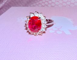 Bague vintage avec pierre rouge