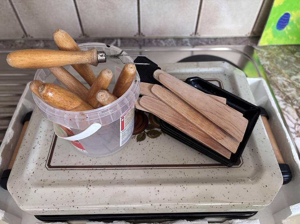 Elettrodomestici da cucina: Raclette-Öfeli mit Zubehör – Usato da Kaufdorf venduto da per_5khy 1