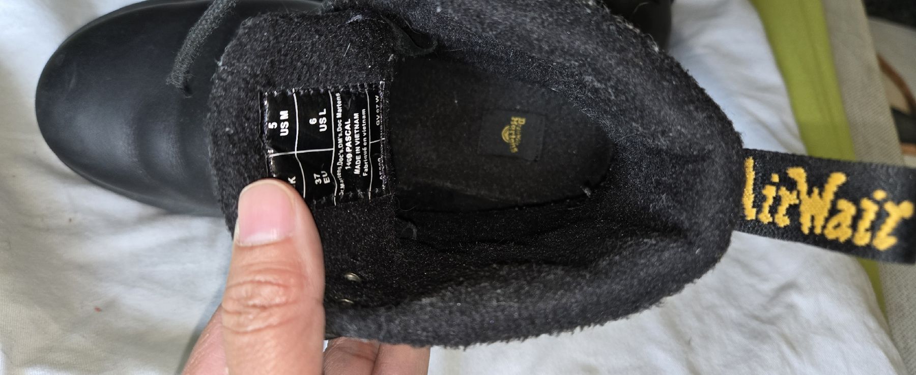 Dr. Martens Scarpe da donna: Dr Marteen shoes – Usato da Diessenhofen venduto da Pandaplants 4