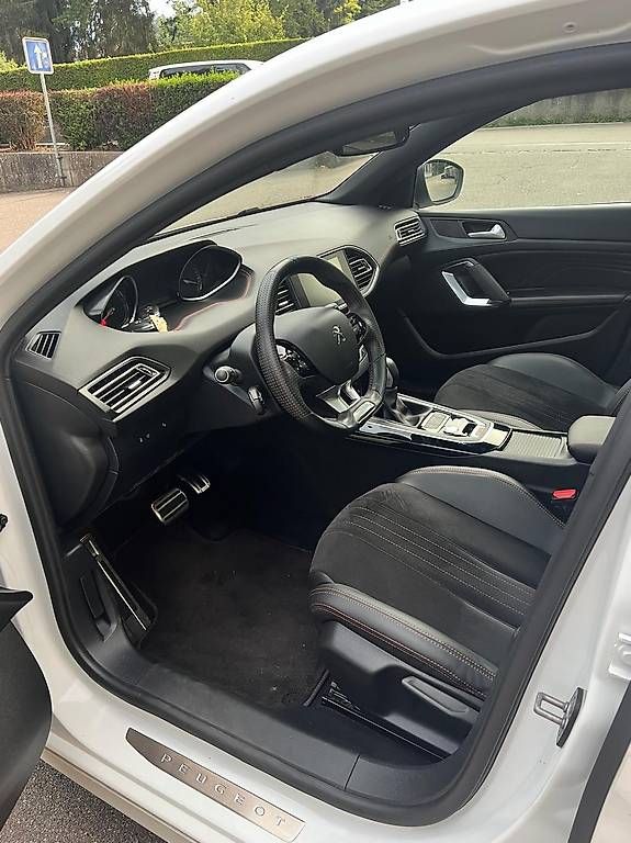 Autos: Peugeot – D'occasion à Appenzell par erm_x7qq 1