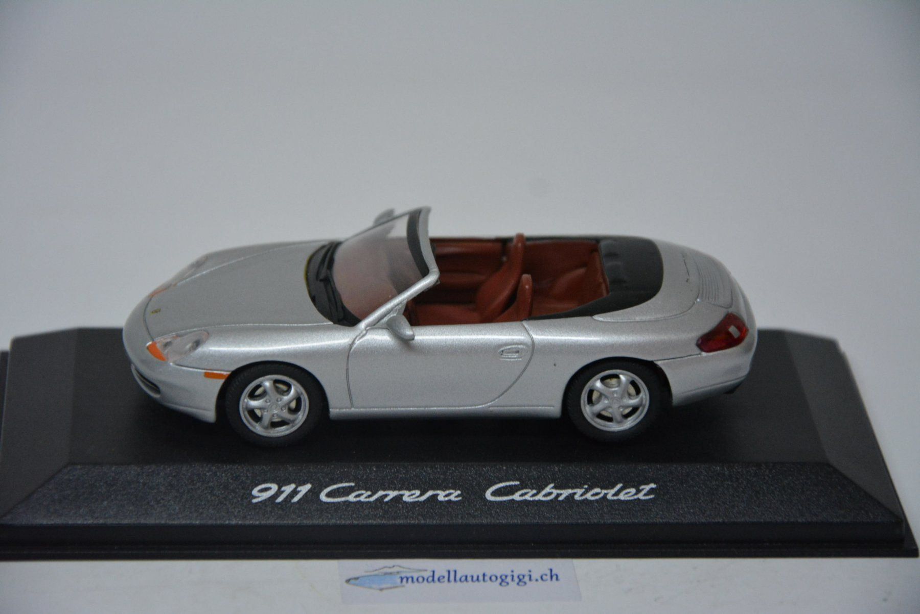 Porsche Modellautos: Porsche 911 Carrera Cabriolet , 1:43 – Neu und originalverpackt aus Goldach von Feivel9 1