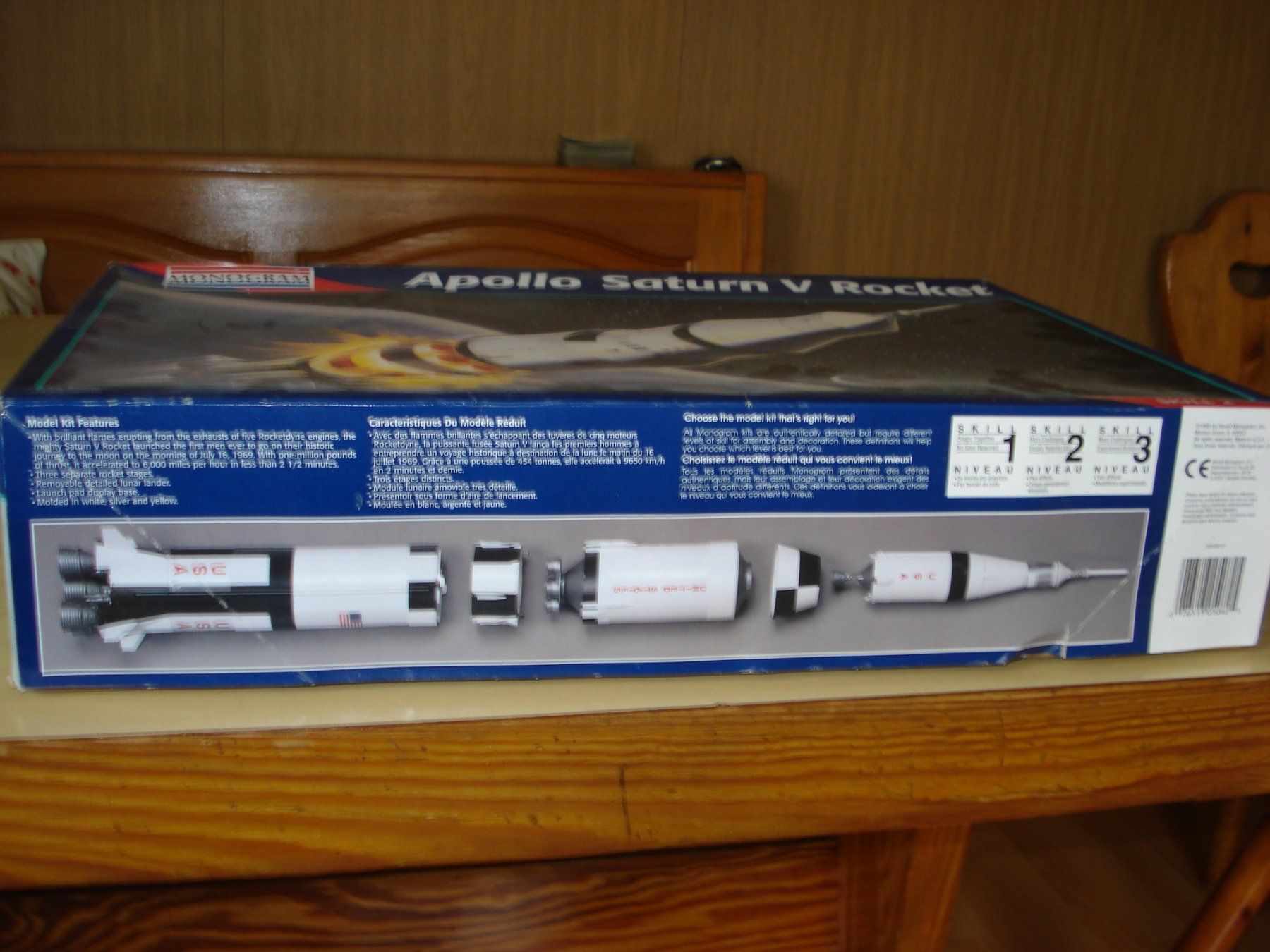 Revell Modellbausätze & Standmodelle: Apollo-Saturn V Rocket,  1:144 – Neu und originalverpackt aus Unteriberg von gamswild 1