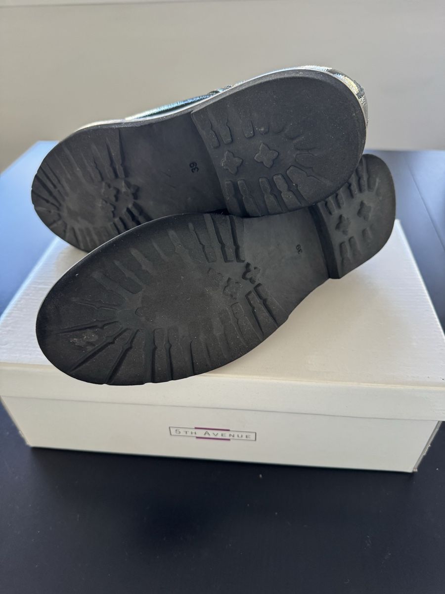 Scarpe da donna: Lackschuhe, Schwarz, Grösse 39 – Nuovo (secondo la descrizione) da Zürich venduto da Jen10 9
