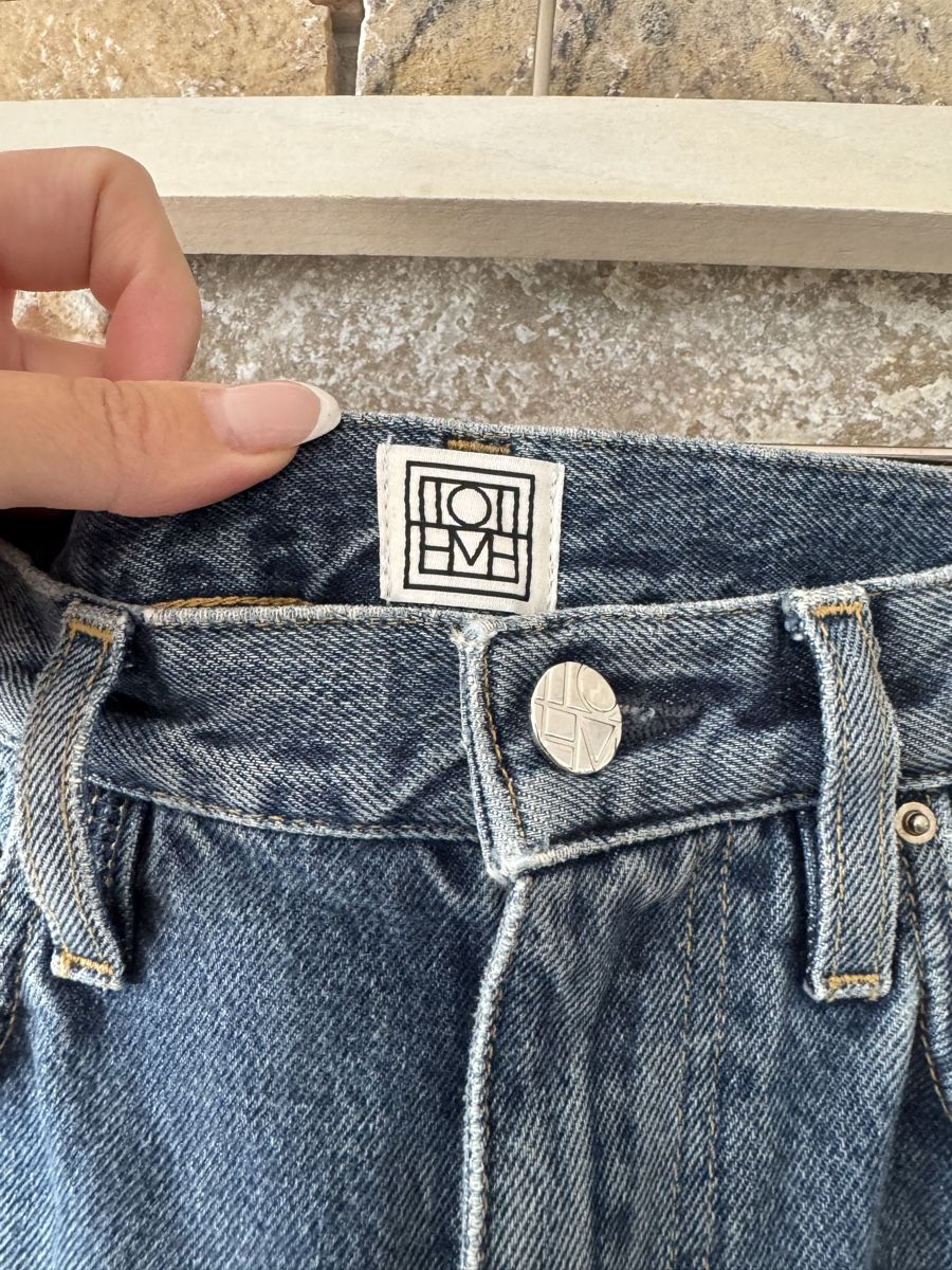 Totême Jeans: Jeans Toteme – Nuovo (secondo la descrizione) da Davos Platz venduto da taja2