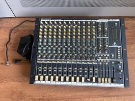 Behringer Eurorack MX2642A Mischpult