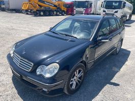 Mercedes-Benz C 320 4x4 T mit Blechschaden