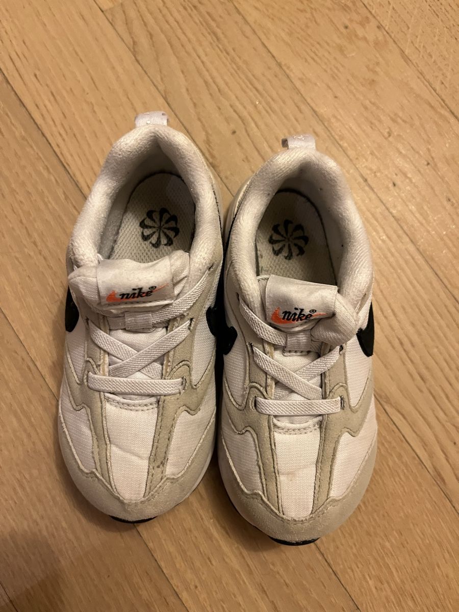 Nike Scarpe da uomo: AIR MAX DAWN (TD) - Sneaker low 26 – Usato da Oberglatt ZH venduto da Sale12 1