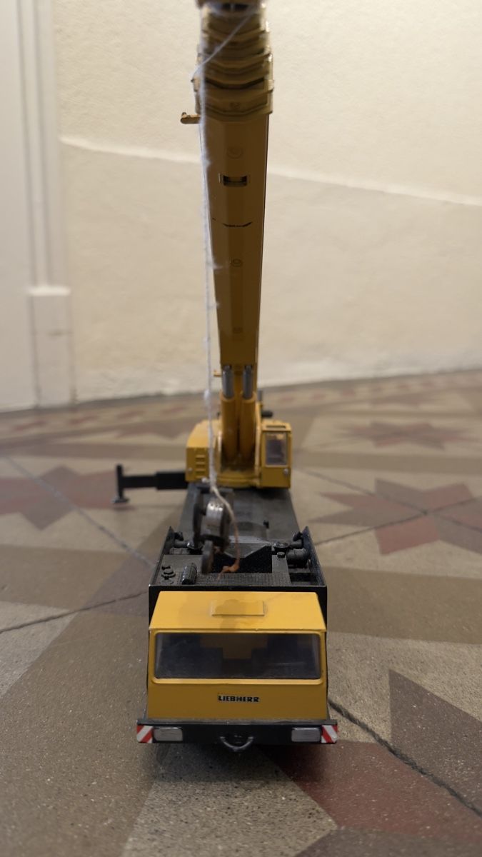 Giocattoli: Kranwagen Liebherr gelb gebraucht – Usato da Bern venduto da MarieBrocante 3