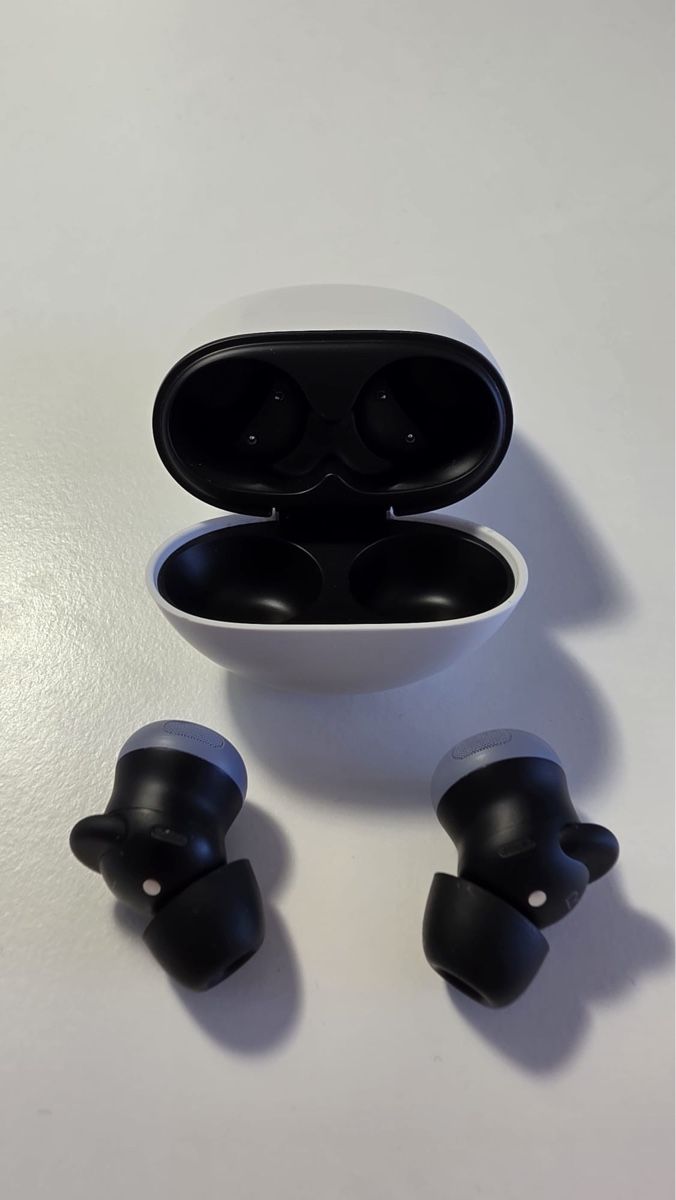 Google Kopfhörer: GOOGLE PIXEL BUDS PRO 2 (WEISS / MOONSTONE) – Gebraucht aus Wettingen von leo_5h6v 1