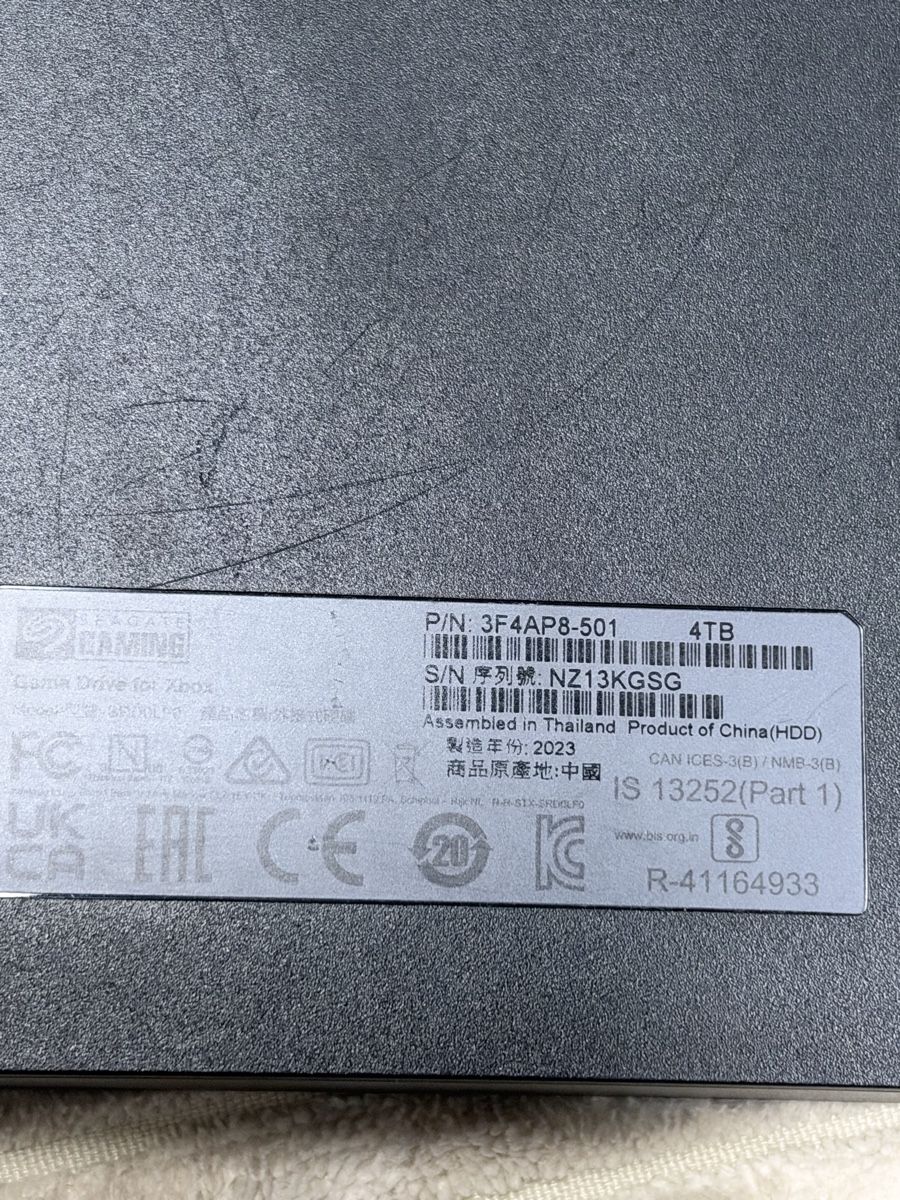 Microsoft Konsolen: Xbox Series X + 2 controller (Starfiled e Cyberpunk) – Gebraucht aus Cadro von dav_x5dc 4