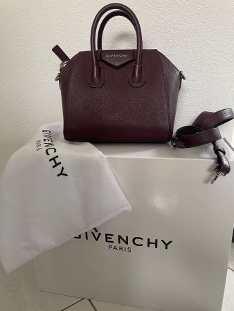Givenchy Antigona Mini oxblood