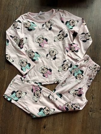 Minnie Mouse Pyjama Gr. 110/116, Neu