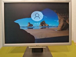ACER 19 ZOLL MONITOR