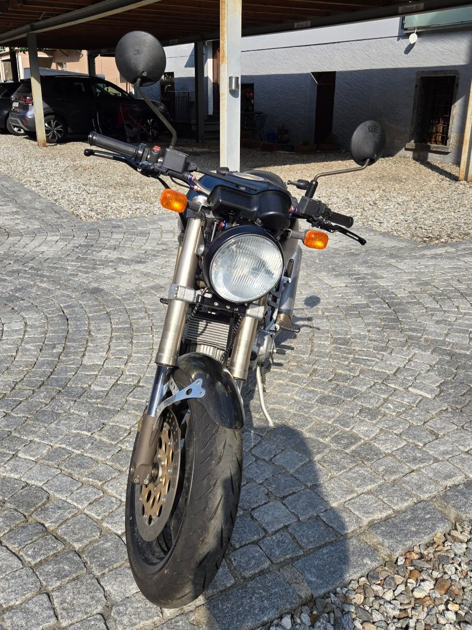 Ducati Strasse: Ducati Monster 900 – Gebraucht aus Grimisuat von Irie 1