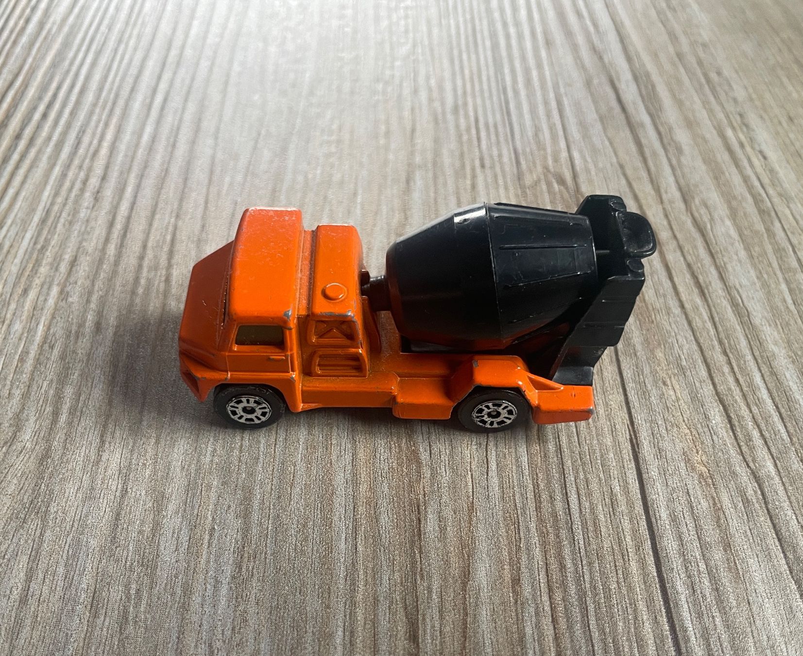 Corgi Toys Modellini d'auto: Corgi Juniors Mobile Cement Mixer – Usato da Wichtrach venduto da BRASLETTI_76 1