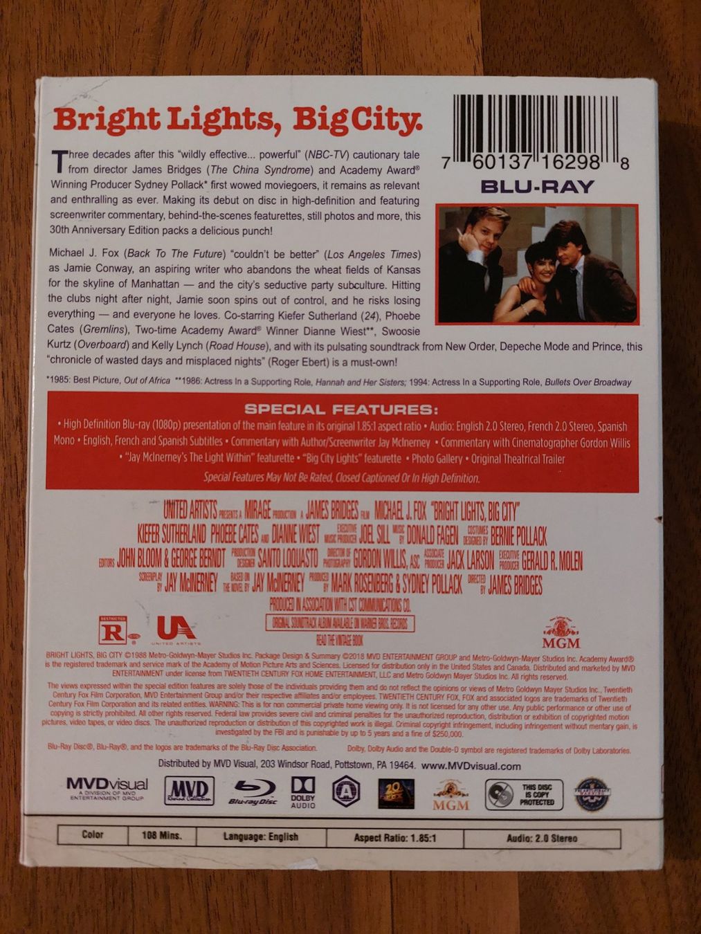 Tous les DVDs: Blu Ray - Bright Lights, Big City Michael J. Fox / US-Code A – D'occasion à Rheinfelden par FilmAuktion 1