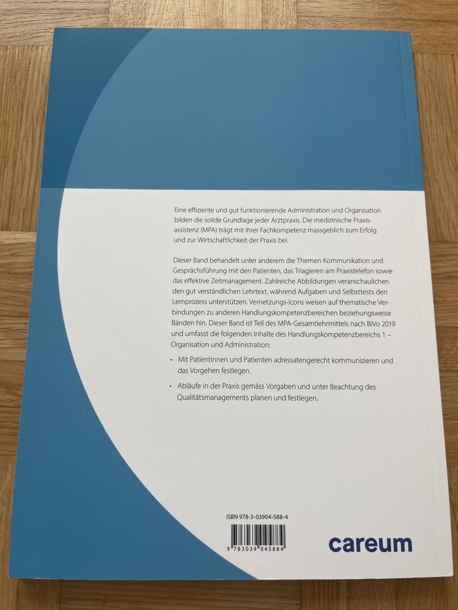 Libri: Medizinische Praxisassistentin EFZ Band 1 – Nuovo (secondo la descrizione) da Dübendorf venduto da an_nk8z 1