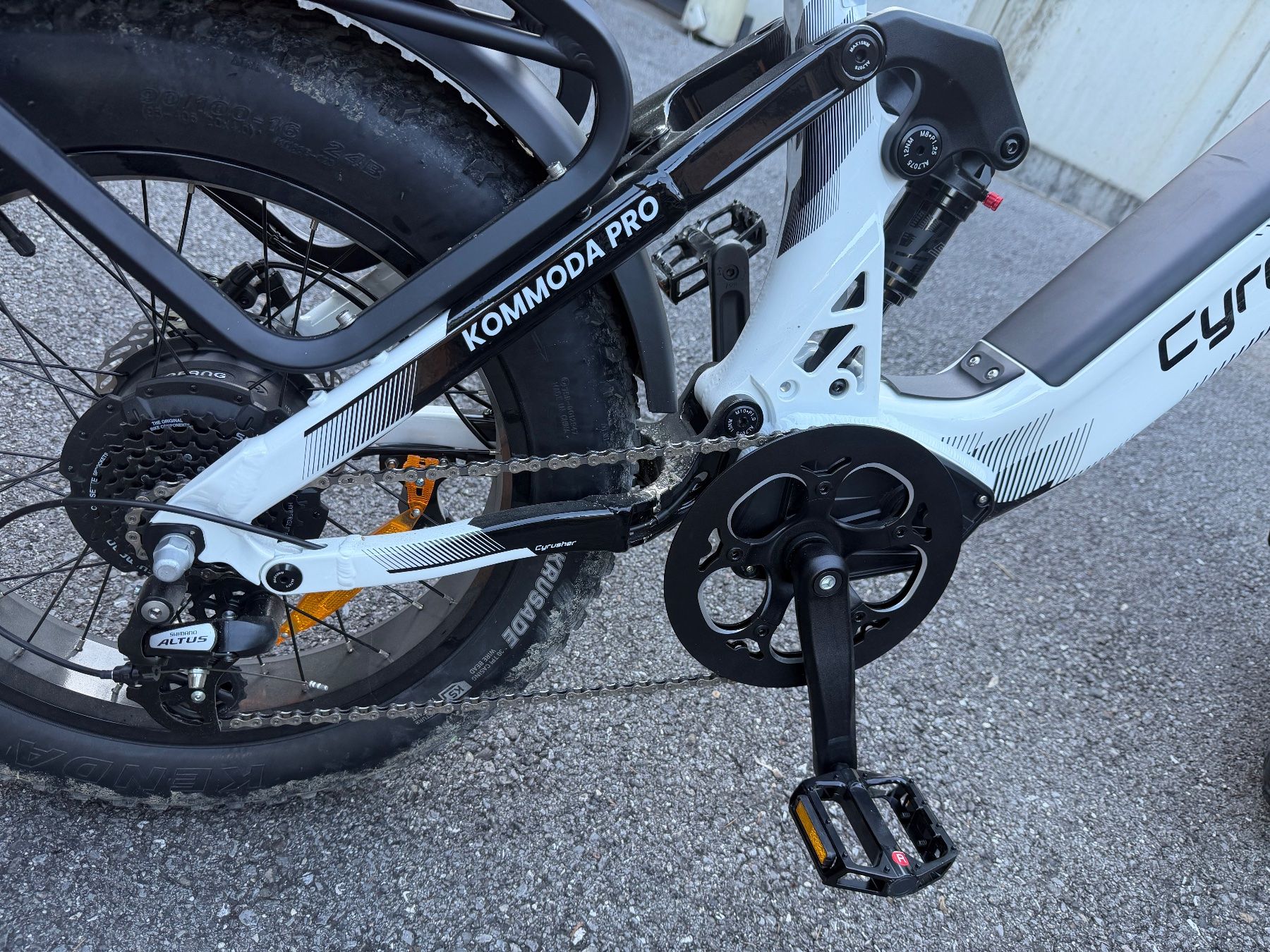 Kommoda Pro E-Bike - Crusher - White Fat Bike (D'occasion) à Confignon ...