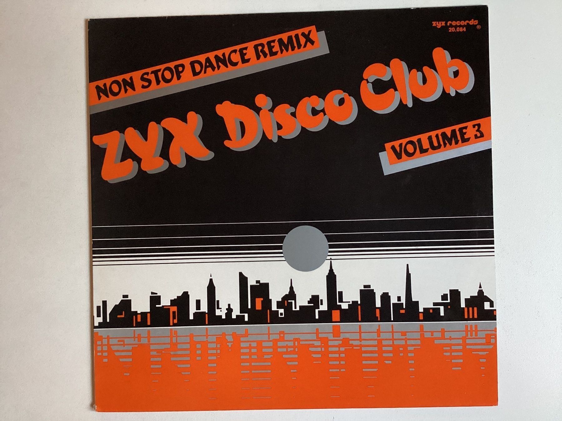 Dischi in vinile: ZYX Disco Club Maxi-Single - Volume 3 – Usato da Lyss venduto da Tyrell