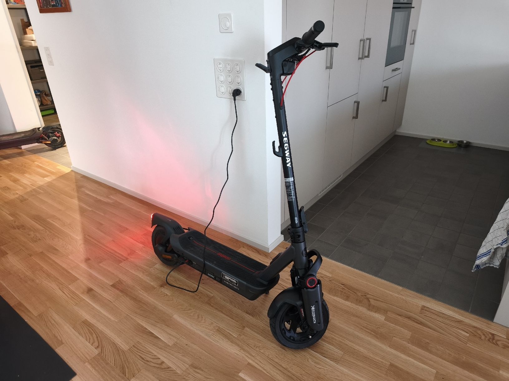 Segway Kickboard: Segway Ninebot g3d max – Difettoso da Egolzwil venduto da spatz8353