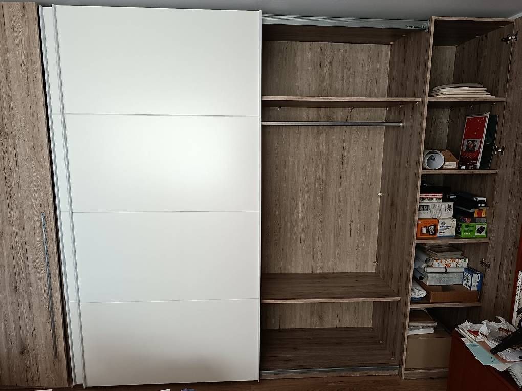 Armadi: Kleiderschrank – Usato da Rudolfstetten venduto da Fotorobi 1