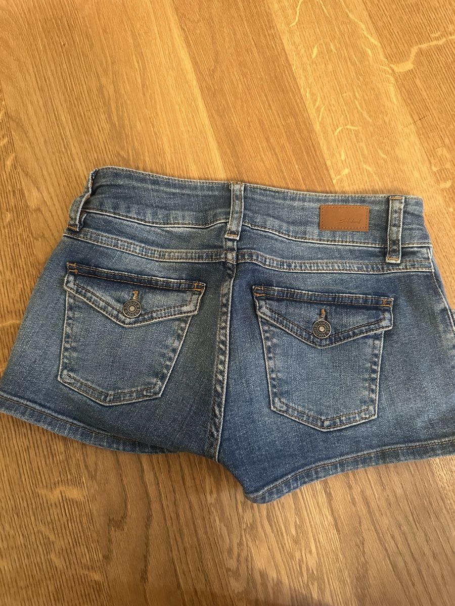 Jeans: Subdued denim shorts  – Neuf (Voir description) à Binningen par mar_nz5s 3