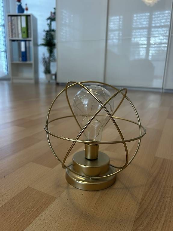 Lampes: goldene Dekolampe – D'occasion à Bassersdorf par juliaandrea04