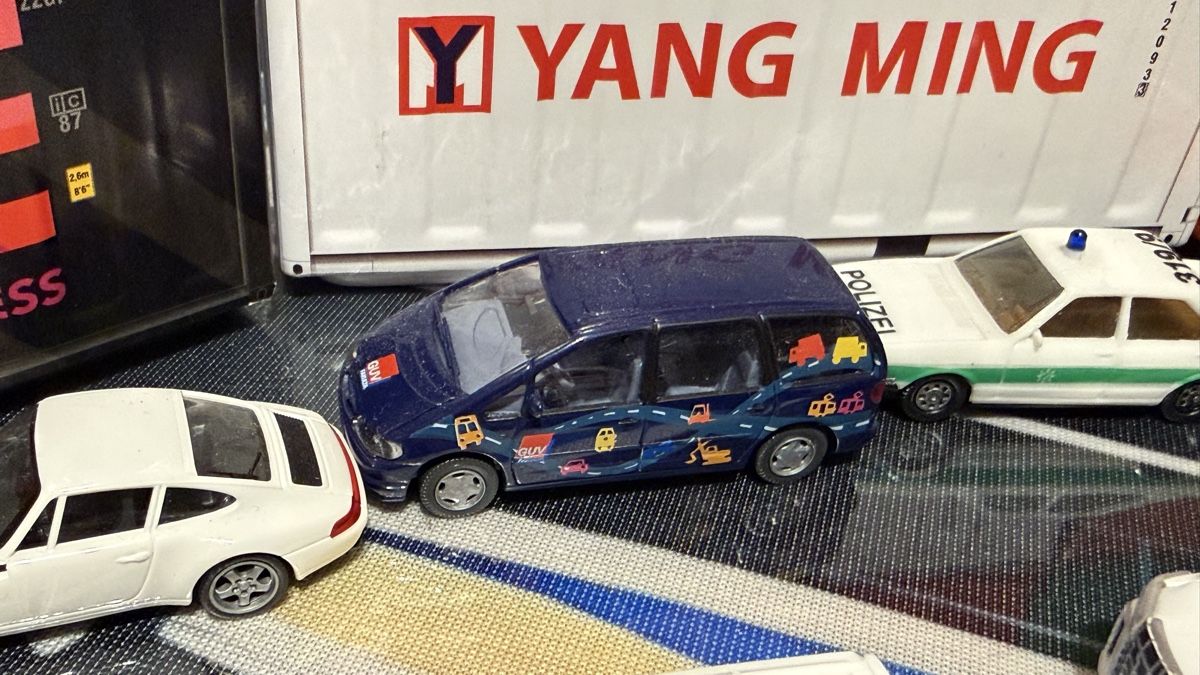 Modellautos: 11  1:87 Modell Cars – Gebraucht aus Basel von Zomeg 7