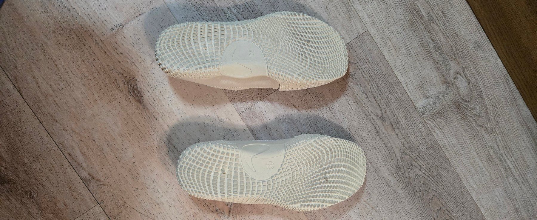 Damenschuhe: Schuhe leicht beige Grösse 40 New – Neu (gemäss Beschreibung) aus Delémont von mvl_l76c 1