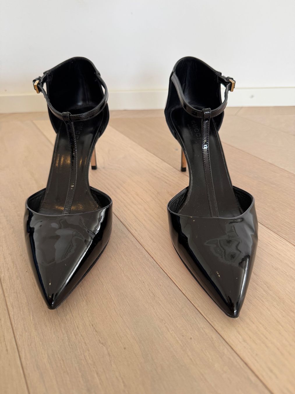 Gucci Scarpe da donna: Gucci Damenschuh schwarz Lack Größe 37.5 – Usato da Kloten venduto da mybestbrands