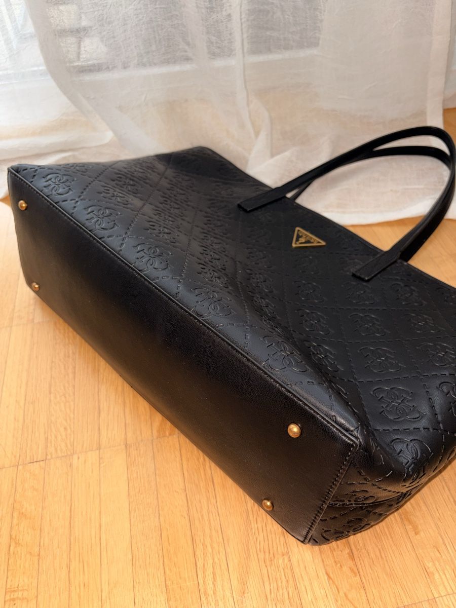 Guess Borse da donna: Guess Shopper – Usato da Winterthur venduto da Davidloetscher 7