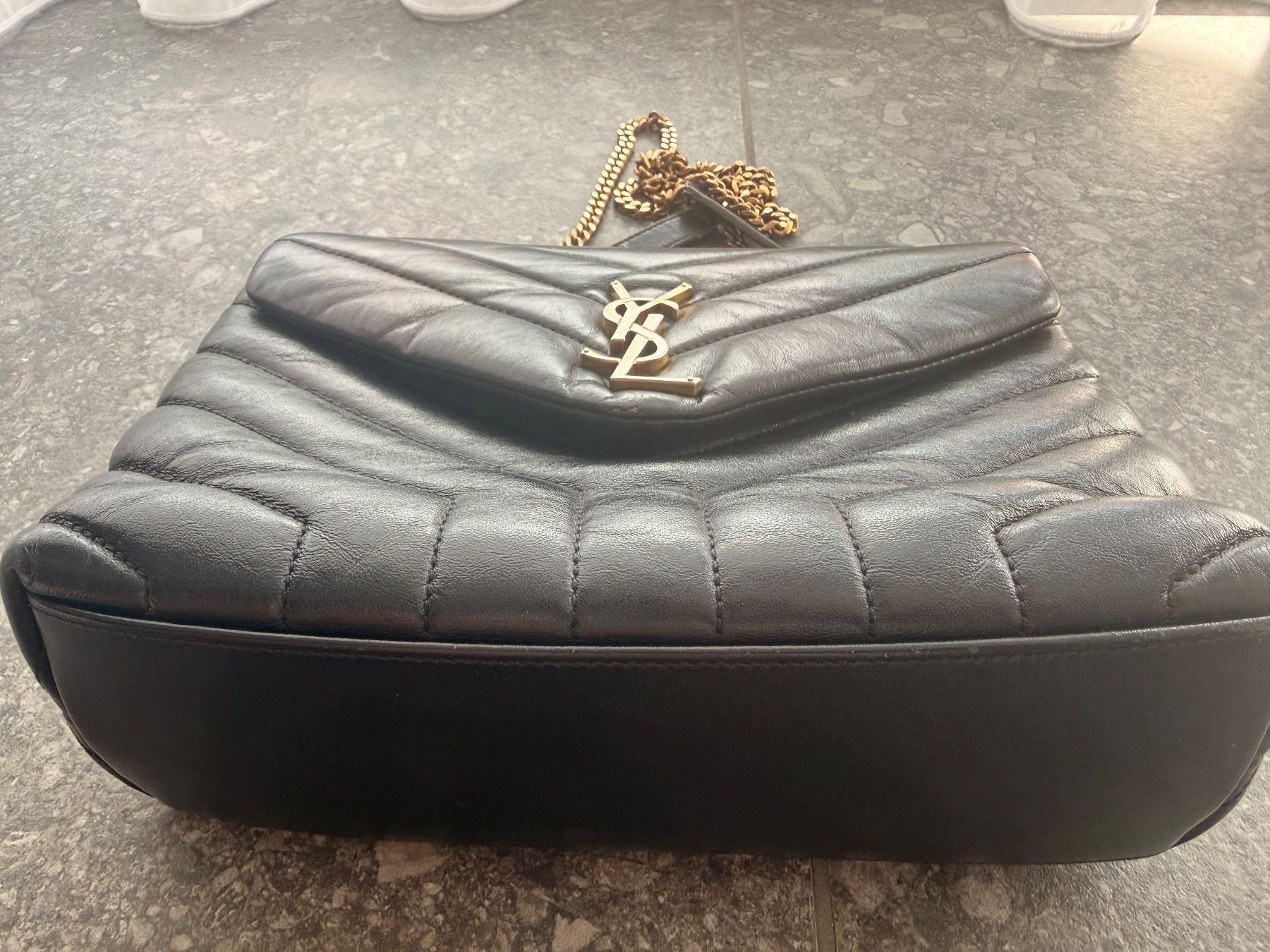 Saint Laurent Borse: YSL Umhängetasche Lulou – Usato da Bülach venduto da aah_hp6g 6