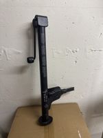 Mercedes Jack 210 583 01 15 Used Condition