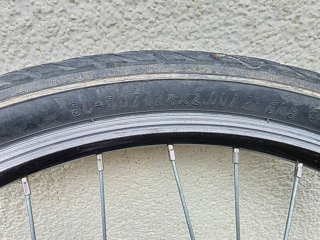 Shimano Ersatzteile: 24 Zoll Vorderrad mit Nabendynamo – Gebraucht aus Grüningen von Wennepen 3