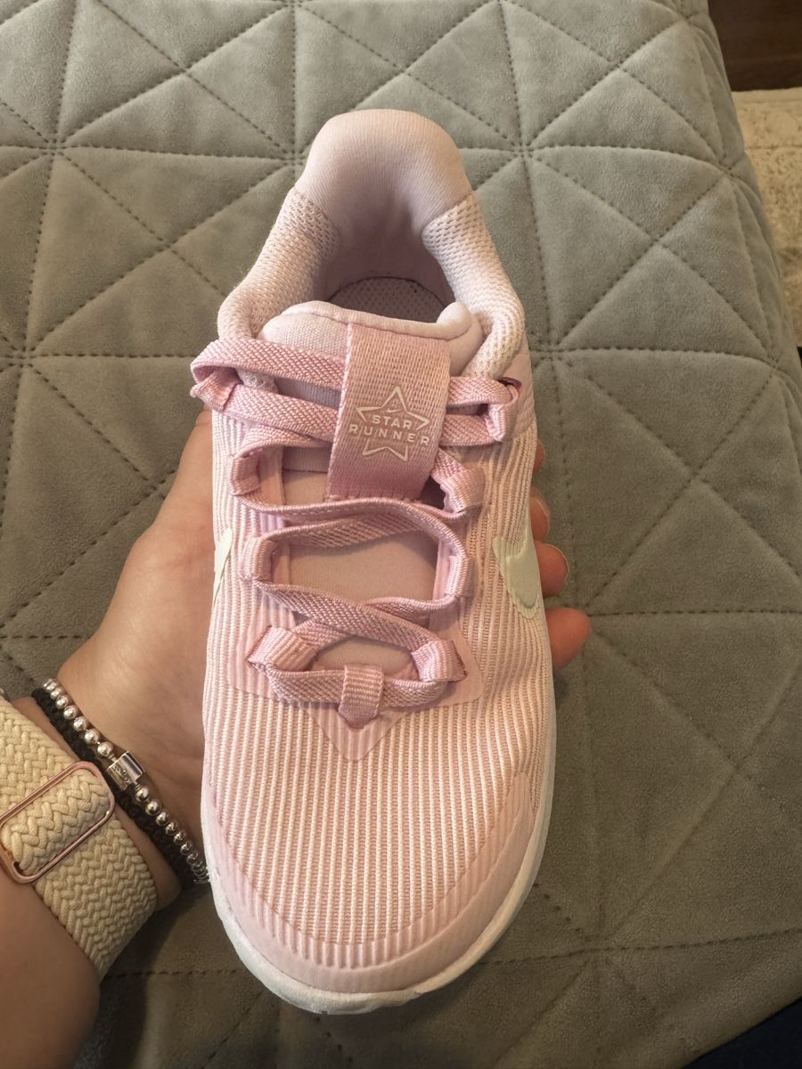 Nike Scarpe per ragazze: Nike 26 – Nuovo (secondo la descrizione) da Baden venduto da ccu_2dqq 1