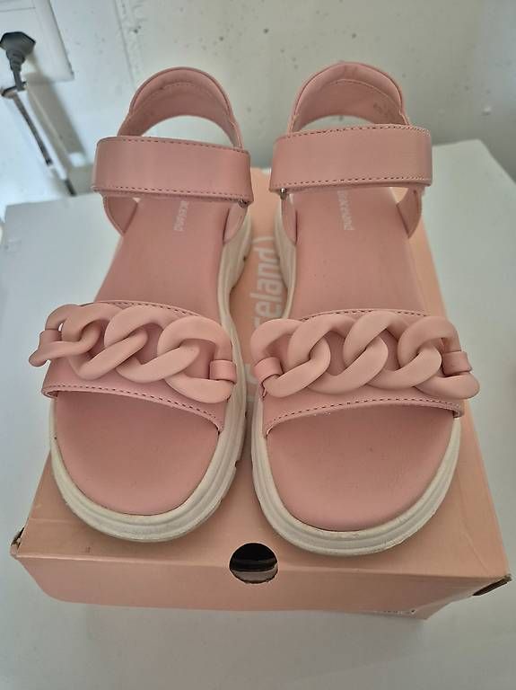 Scarpe per ragazzi: Sandalo da bambina – Usato da Vacallo venduto da for_Alessandra78 2