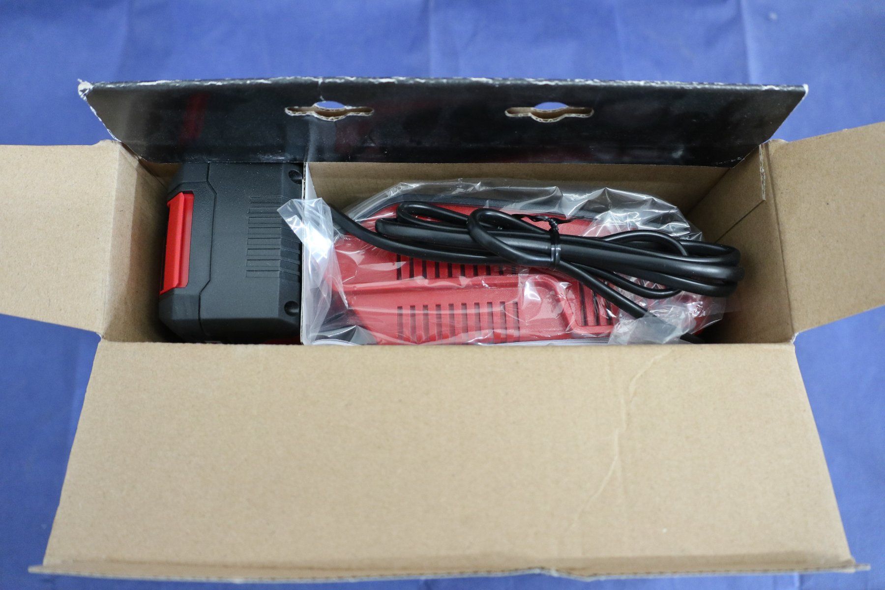 Einhell Accus & piles: Einhell 18V 3.0Ah PXC Twin Starter Kit – Neuf avec emballage d'origine à Liestal par FuV01 6