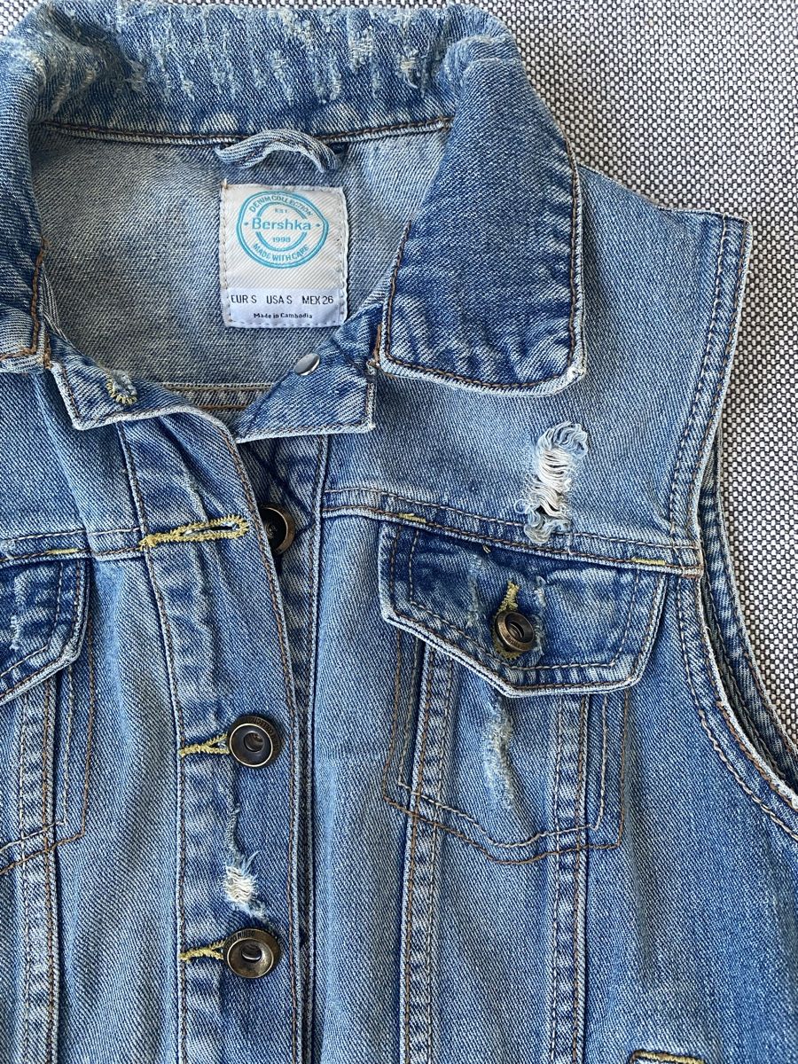 Bershka Top: Bershka Denim-Weste Hellblau Grösse S – Nuovo (secondo la descrizione) da Basel venduto da ane_82yg 2