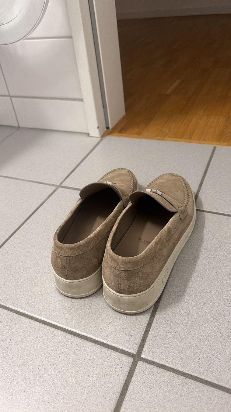 Herrenschuhe: Louis Vuitton Herren Mokassins, Grösse 42.5 – Gebraucht aus Kilchberg ZH von las_fz7g 4