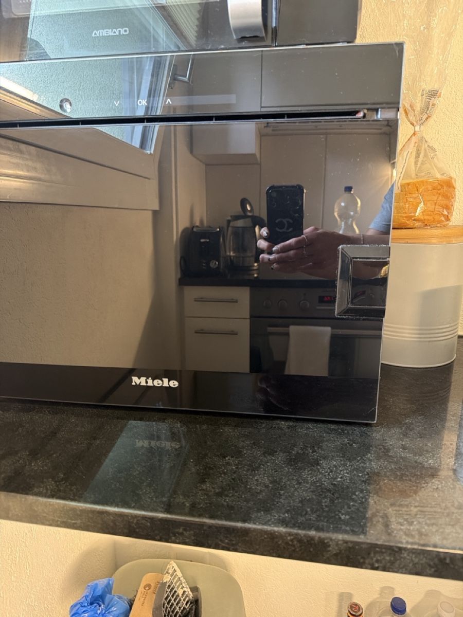 Miele Elettrodomestici da cucina: Profisteamer von miele – Usato da Davos Platz venduto da anr_y7w2
