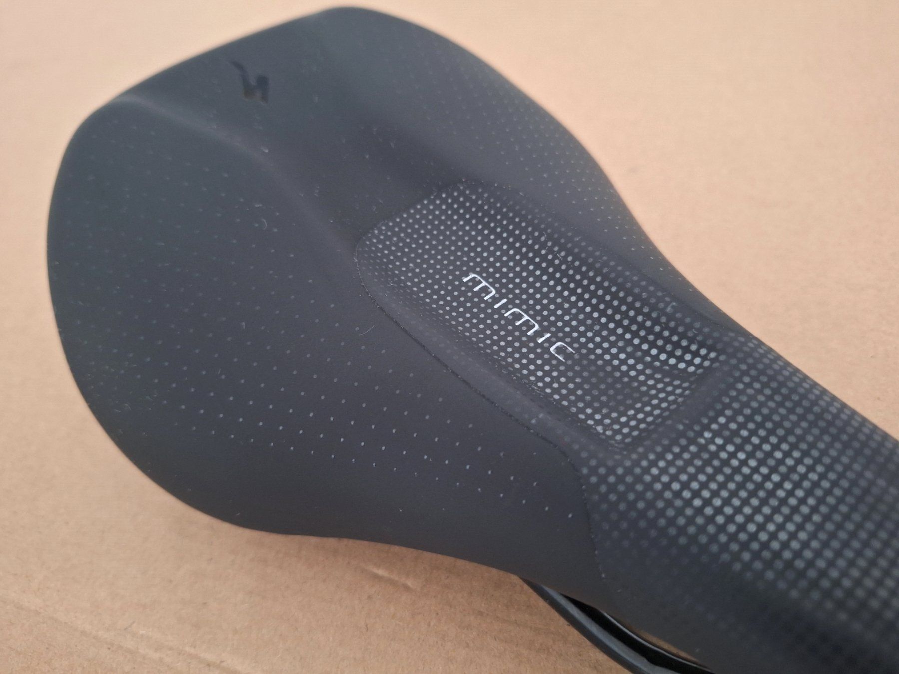 Specialized Ersatzteile: Sattel Specialized Bridge Comp MIMIC, 143 mm breit – Gebraucht aus Rothenburg von  2