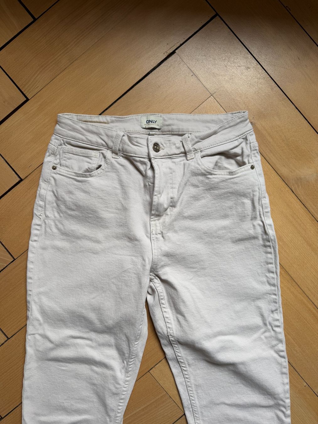 Only Jeans: ONLY - Jeans beige W30 L32 – D'occasion à Zürich par Diazaio 1