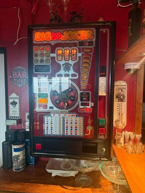 Slot Machine: Joker Spielautomat – Usato da Frasnacht venduto da Wild82